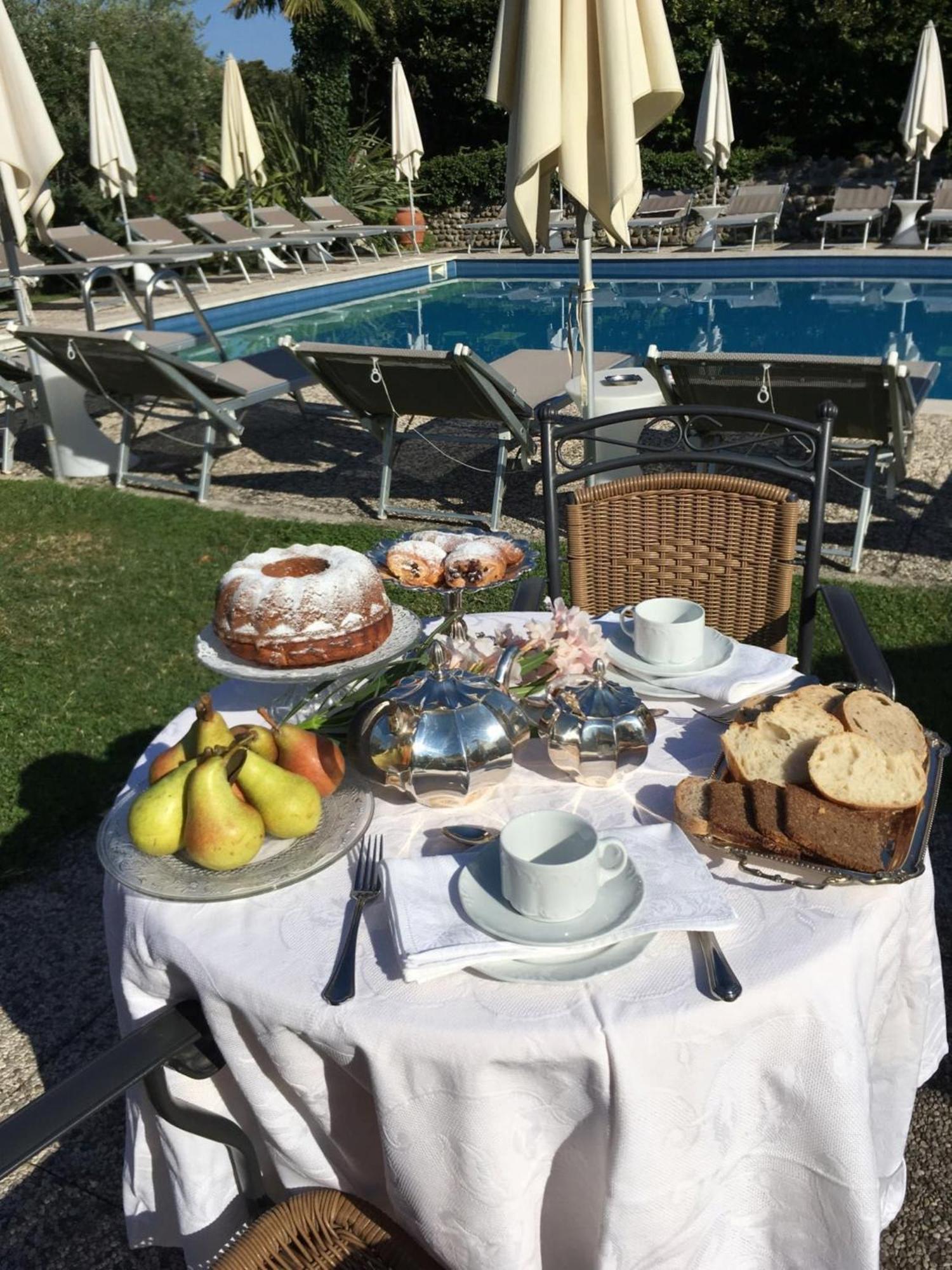 Hotel Ca' Mura Bardolino Bagian luar foto