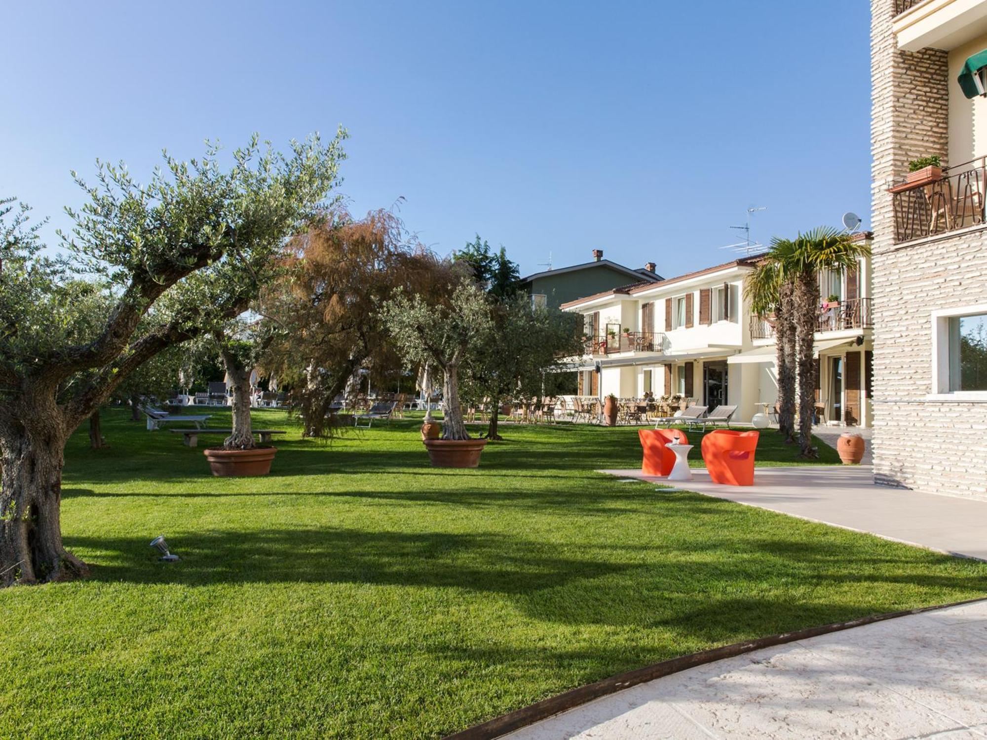 Hotel Ca' Mura Bardolino Bagian luar foto