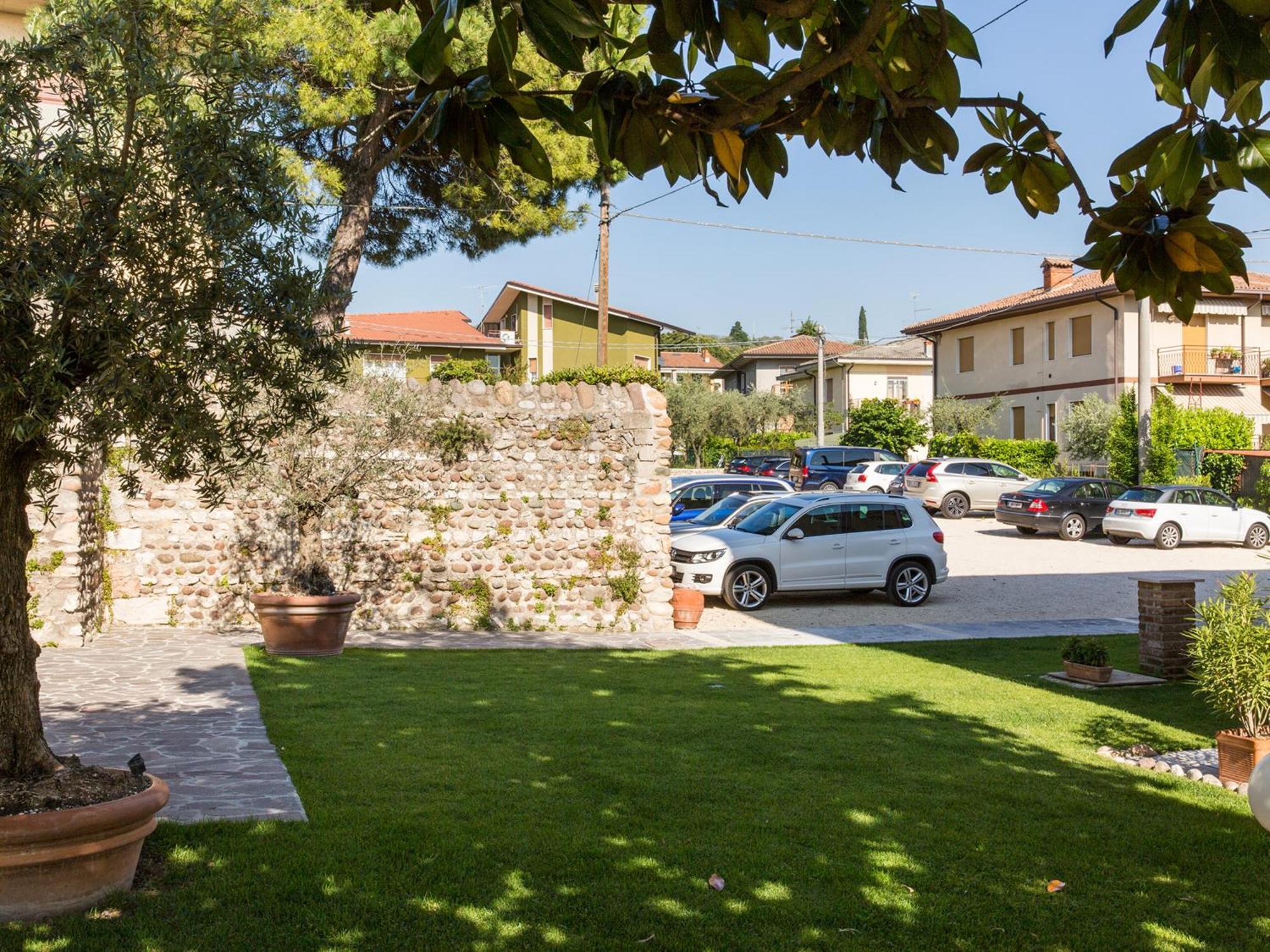 Hotel Ca' Mura Bardolino Bagian luar foto